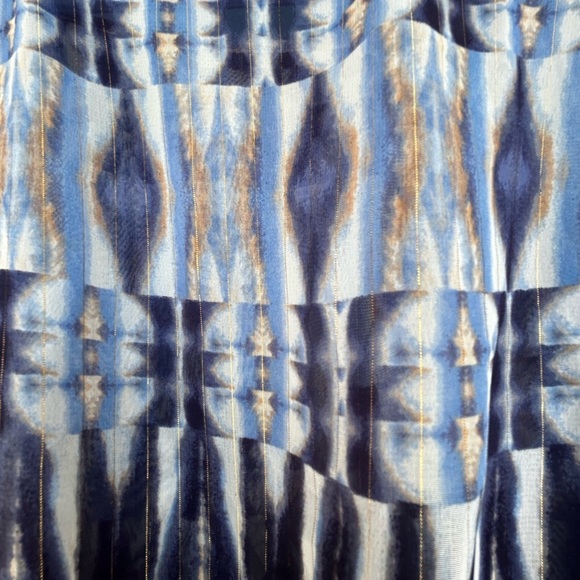 Cynthia Steffe evening top ladies size small. Gorgeous Elasticated at waist - Picture 4 of 5